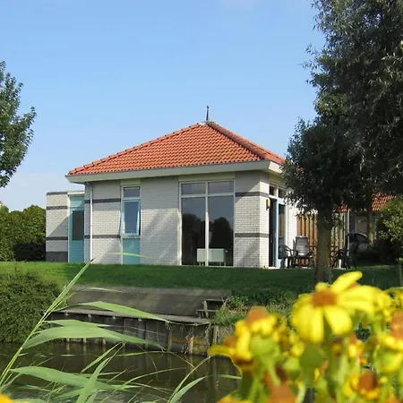 By The Water With Private Jetty Дом отдыха